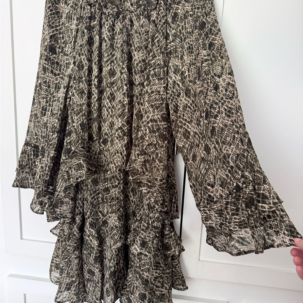 Kensie High-Low Ruffle Skirt Dress in Black and Cream